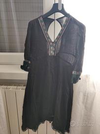 vestito nero stile etnico 