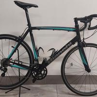 Bici corsa BIANCHI via nirone 7