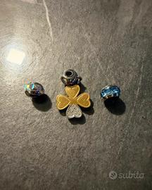 Set 3 Charm Brosway Trés Jolie con quadrifoglio