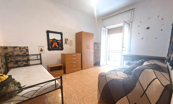 APPARTAMENTO PER 2 STUDENTI/E VIA DUOMO-UNIVERSITà