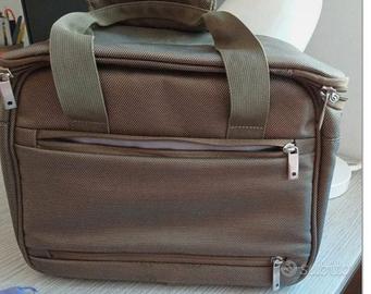 Piccola valigia, bagaglio a mano Delsey