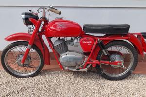 Moto Guzzi Stornello 125