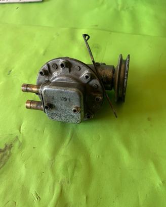 Pompa a vuoto (o depressore); per Suzuki samurai e