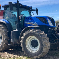 Trattori new Holland T7