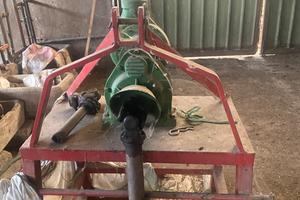 Trattori e attrezzature