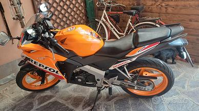 Honda CBR 125R Repsol