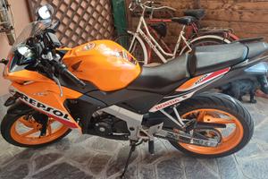 Honda CBR 125R Repsol