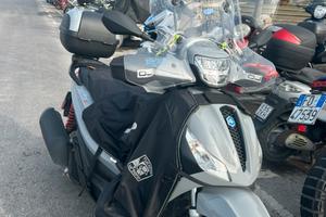 Piaggio medley s