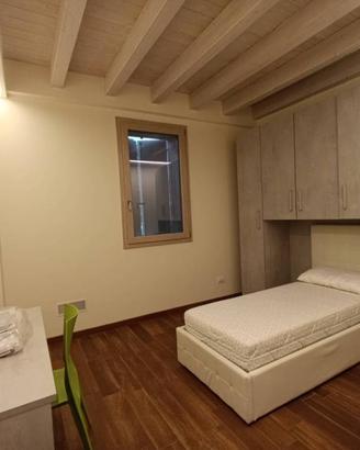 Appartamento di 14 m² con 2 locali e posto auto a 