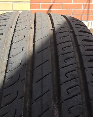 gomme 225 45 18 barum