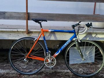 Bici da corsa italiana Mass bdc