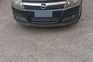 Opel astra H anno 2005/2006