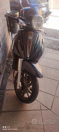 Piaggio Beverly 400