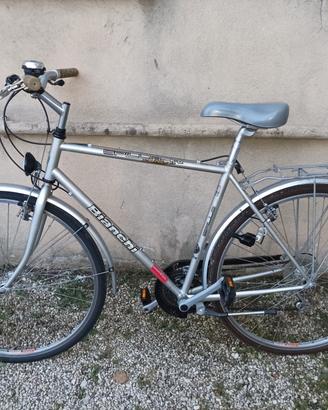 Bicicletta Bianchi Spillo bici uomo città Shimano