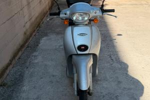 Aprilia Scarabeo 100cc