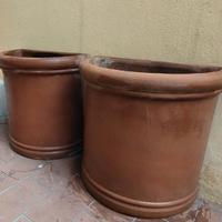 COPPIA VASI SEMICERCHIO TERRACOTTA MANETTI
