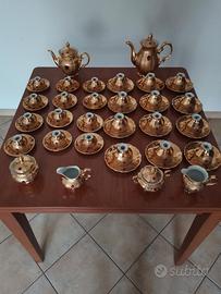 SERVIZIO CAFFE’ E TE IN PORCELLANA DORATA BAVARIA