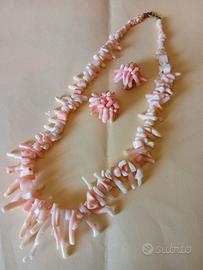 Collana ed orecchini corallo rosa