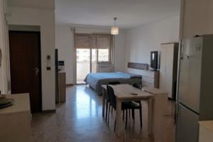 Monolocale ampio - San Zeno