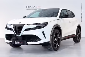 Alfa Romeo Junior 1.2 ibrida Speciale 145cv edct6