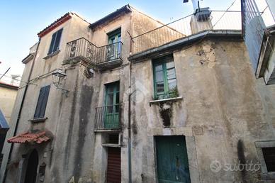 CASA INDIPENDENTE A TORRACA