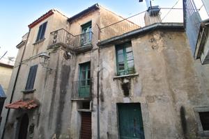 CASA INDIPENDENTE A TORRACA