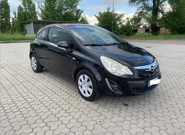 Opel Corsa GPL neopatentati