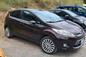 Ford fiesta 1.400 cc bs titanium