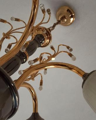 lampadario in vetro e ottone