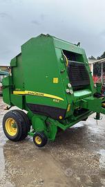 Rotopressa John Deere 852 Usata