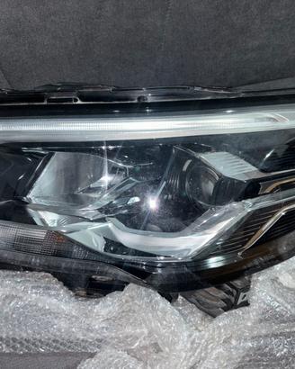Faro Anteriore Originale per Maxus Deliver 9
