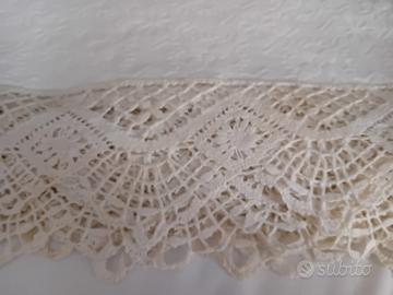 coperta matrimoniale in piquet con pizzo 