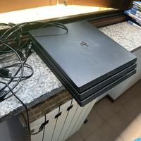 Playstation 4 pro senza joistick
