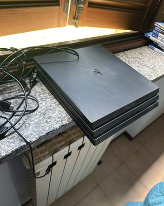 Playstation 4 pro senza joistick