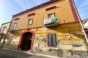 CASA INDIPENDENTE A MONDRAGONE