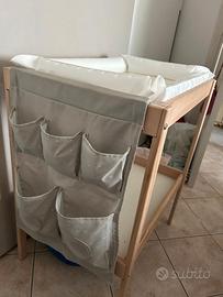 fasciatoio ikea con cuscino e varie