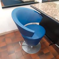 poltrone da parrucchiere con specchio frontale 