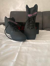 Scarpe estive per moto