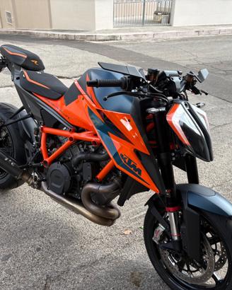 Ktm 1290 superduke r
