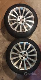 2 Gomme e cerchioni da 17 4 fori Fiat