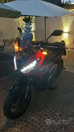 HONDA X-ADV 750 special edition zero sinistri