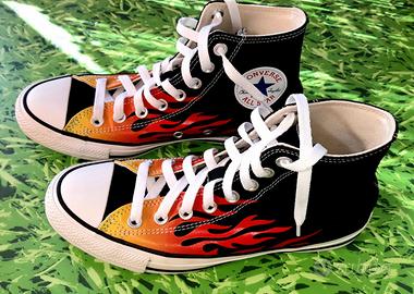 Converse nere cheap con fiamme