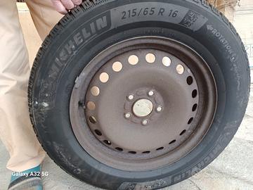 Gomme antineve Michelin 215/65 R16