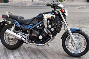 YAMAHA FZX 750
