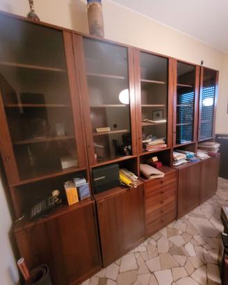 Libreria in noce  con scrivania