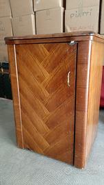 Macchina da cucire anni '50