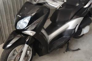 Yamaha xcity 250