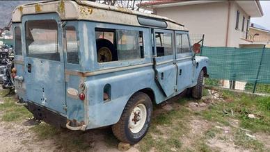 LAND ROVER 109