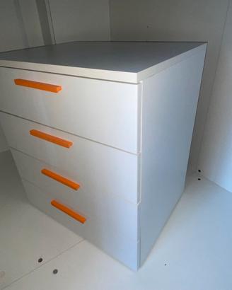 Cassettiera