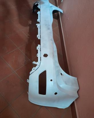 Paraurti citroen c4 picasso...già con primer 